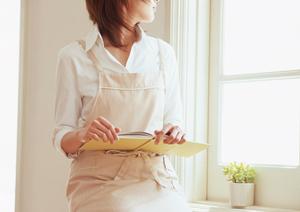 好きなエプロンにオリジナル刺繍